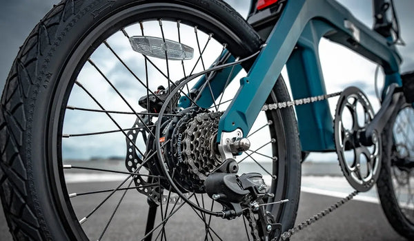 L'image montre le moteur du vélo électrique Fiido X.